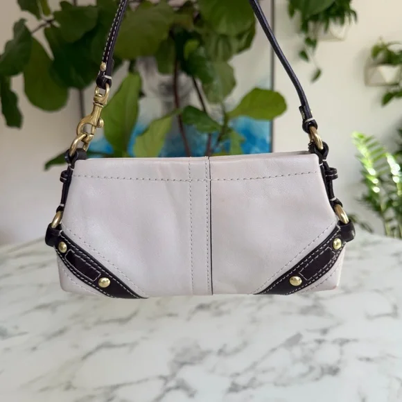 COACH Y2K Vintage Carly Leather Wristlet Mini Bag 40492 Parchment Ivory Brown - Picture 3 of 15